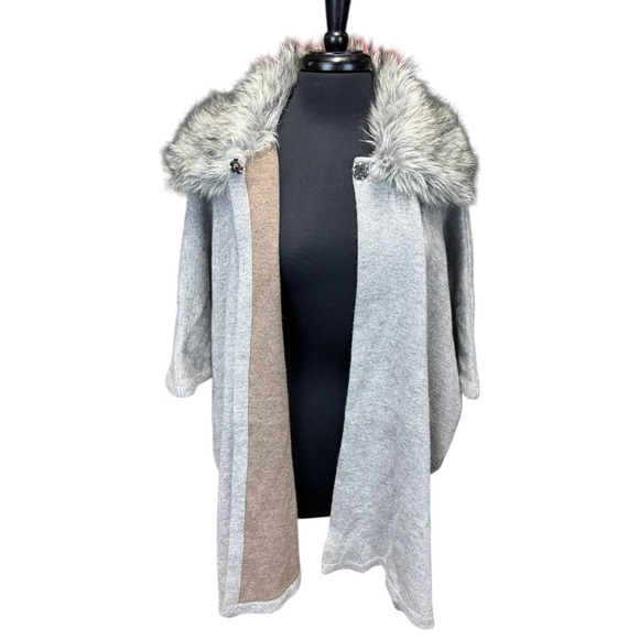 Anthropologie Luii Gray Knit Cape Poncho With Removable Collar Size XL - Picture 3 of 9